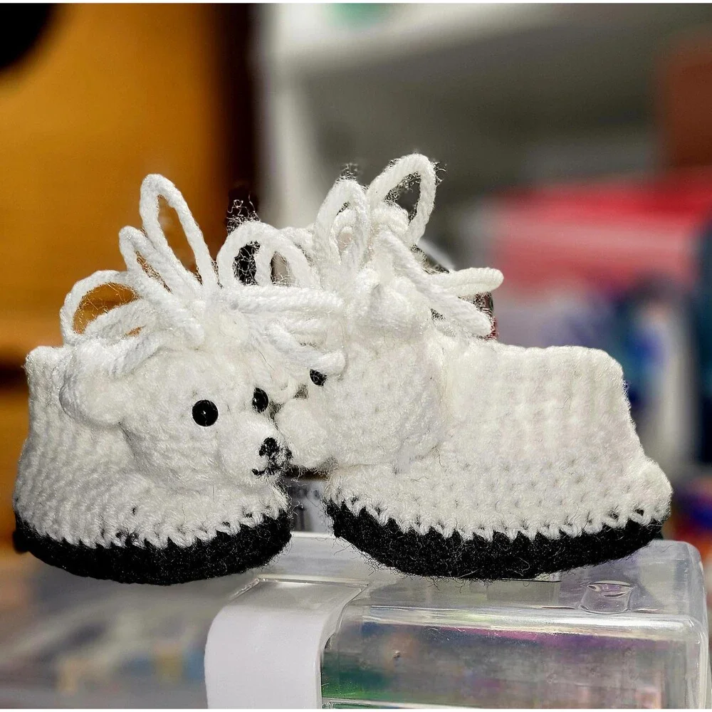 Hand-Crochet Lamb Baby Booties: Felt-Lined Sheep Newborn Slippers (0-3 Months)